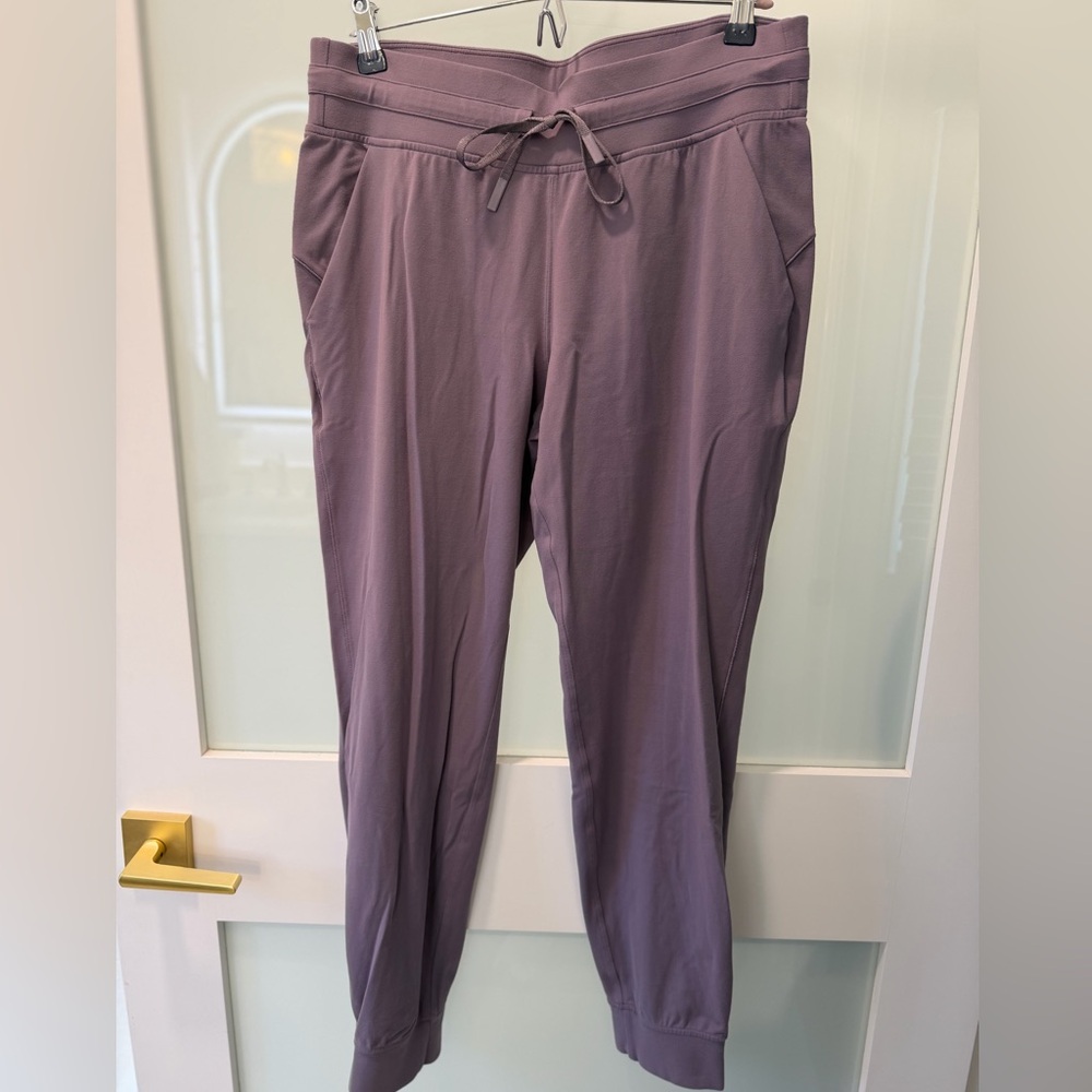 Lululemon Athletica Lavender Jogger Pants